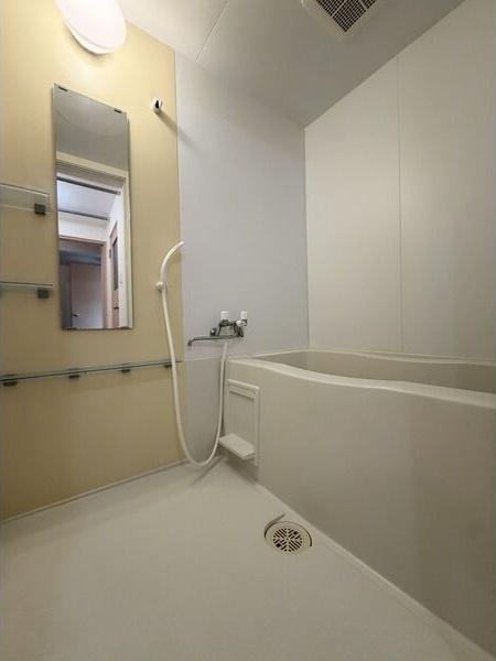 札幌市中央区南十一条西マンション バス／シャワー