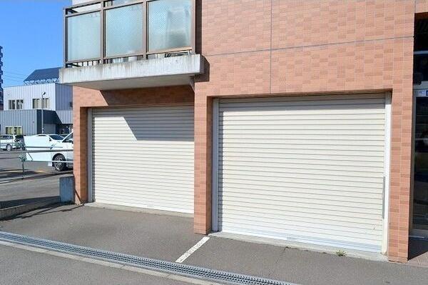 ファーストレート 駐車場