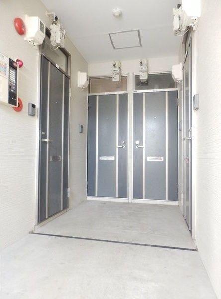 札幌市中央区南八条西アパート ロビー