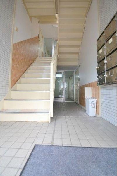 札幌市白石区南郷通マンション ロビー