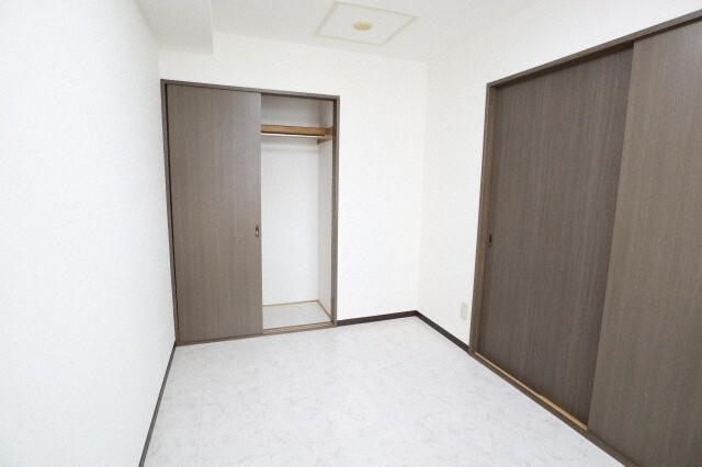 INOVE札幌南4条 収納