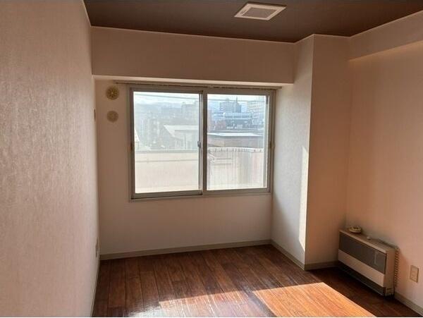 札幌市中央区南七条西マンション 収納