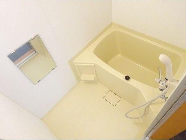 札幌市中央区南十条西アパート 部屋画像