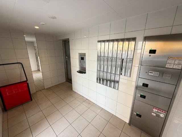札幌市北区北二十二条西マンション エントランス