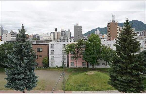 札幌市中央区南七条西マンション 眺望