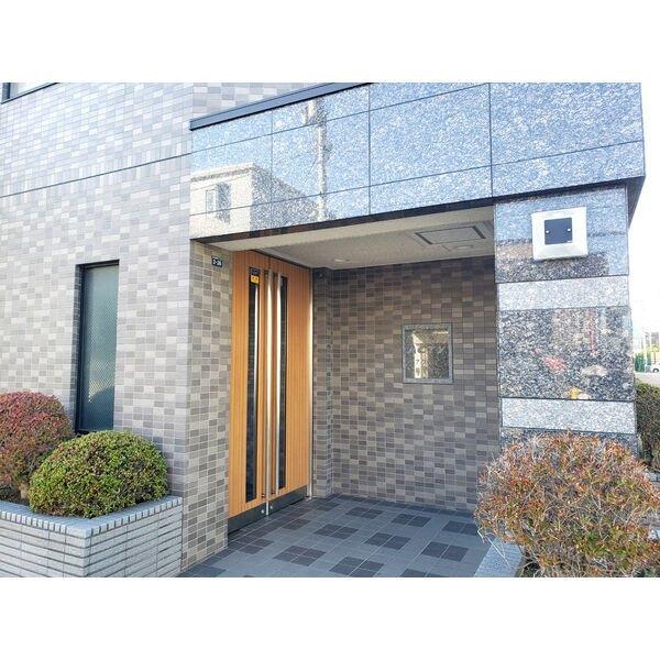 札幌市北区北三十二条西マンション エントランス