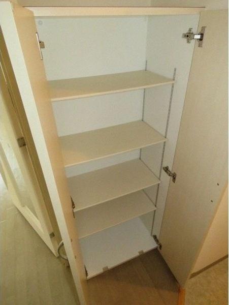 ノヴァクリスタル 玄関