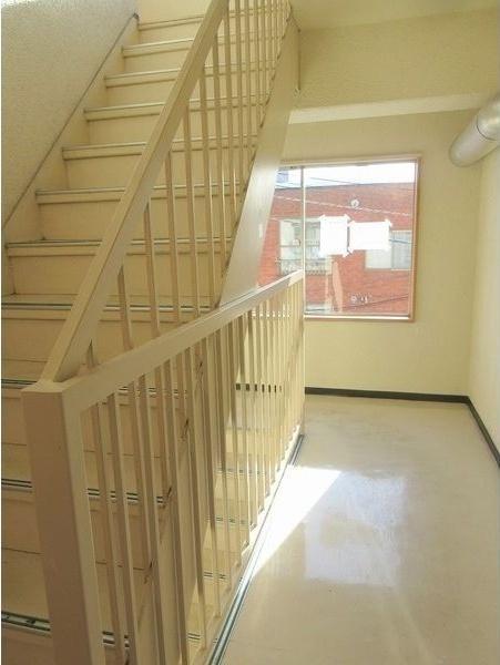 札幌市豊平区美園一条マンション ロビー