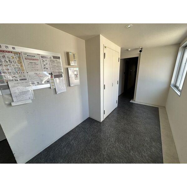 札幌市西区発寒十一条マンション ロビー