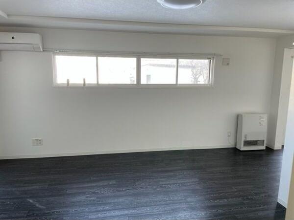 札幌市中央区北一条西マンション リビング