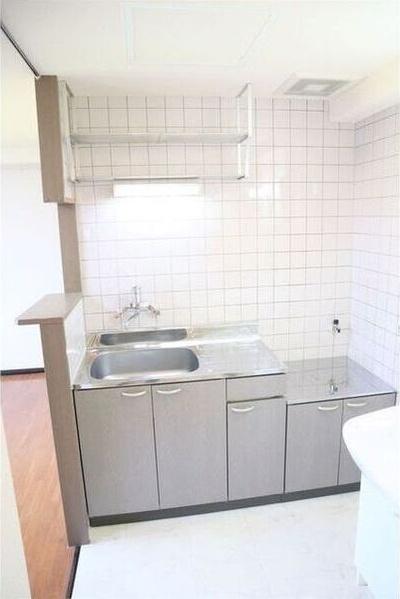札幌市中央区南五条西マンション キッチン