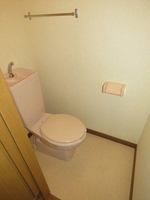 札幌市中央区南十三条西アパート 部屋画像