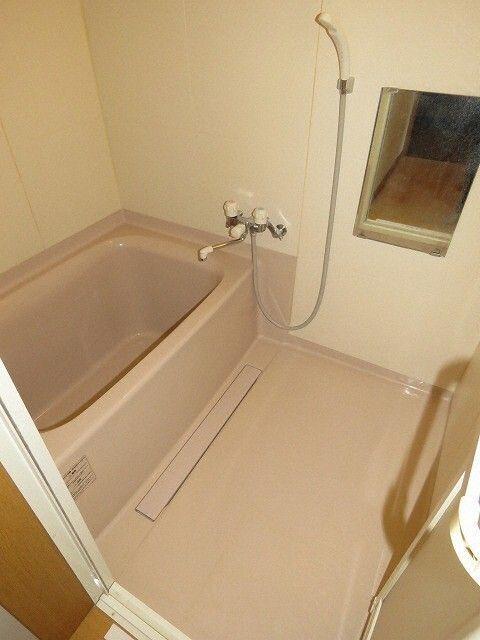 札幌市中央区南十三条西アパート 部屋画像