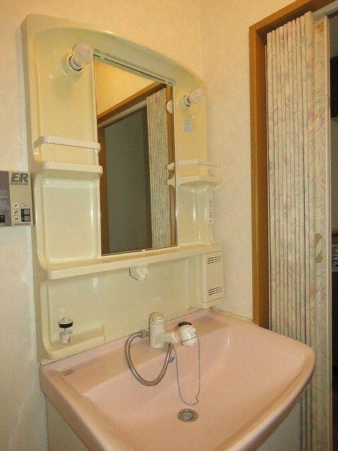 札幌市中央区南十三条西アパート 部屋画像