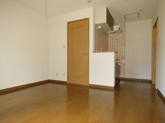 札幌市中央区南十三条西アパート 部屋画像