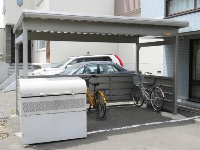 ウエスト12 共有部分
