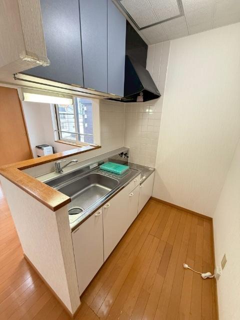 札幌市中央区南九条西アパート 部屋画像