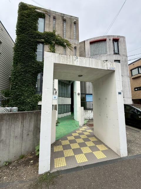 フォルミカ エントランス