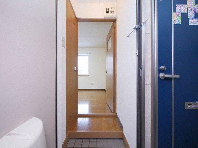 札幌市豊平区旭町アパート 玄関