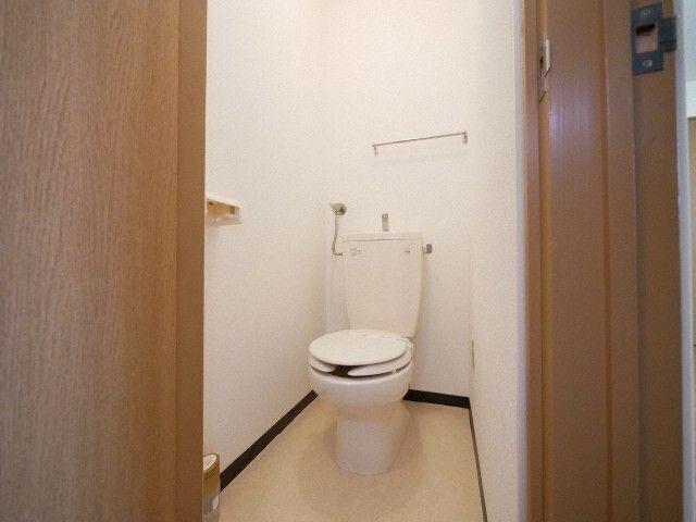 札幌市豊平区旭町アパート トイレ