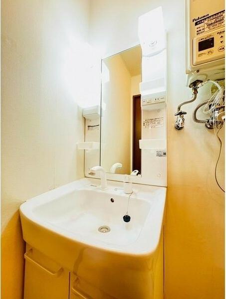札幌市中央区南七条西アパート 洗面