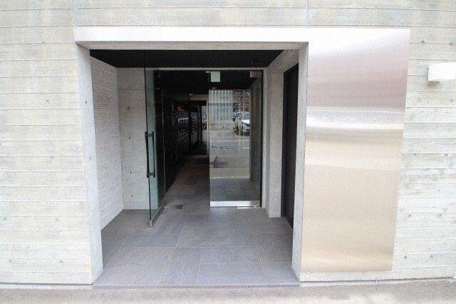 インダスカル エントランス