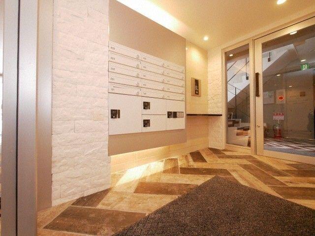 札幌市中央区南十三条西マンション エントランス