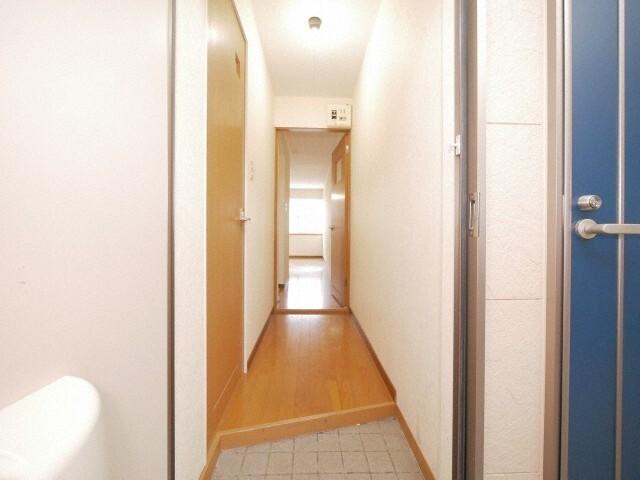 札幌市豊平区旭町アパート 玄関