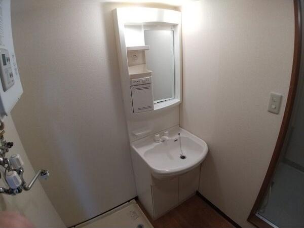 ベルファーレ中央 洗面