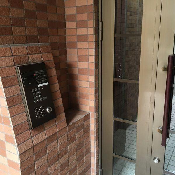 札幌市中央区南一条西マンション エントランス