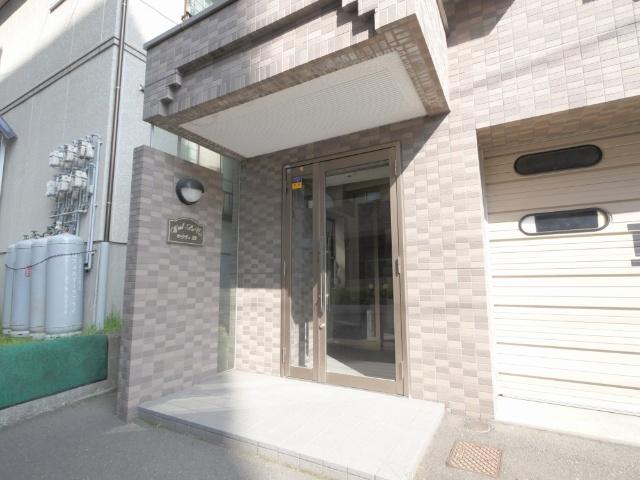 札幌市豊平区豊平三条マンション エントランス