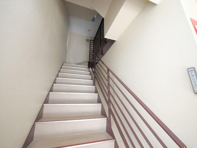札幌市豊平区豊平三条マンション ロビー