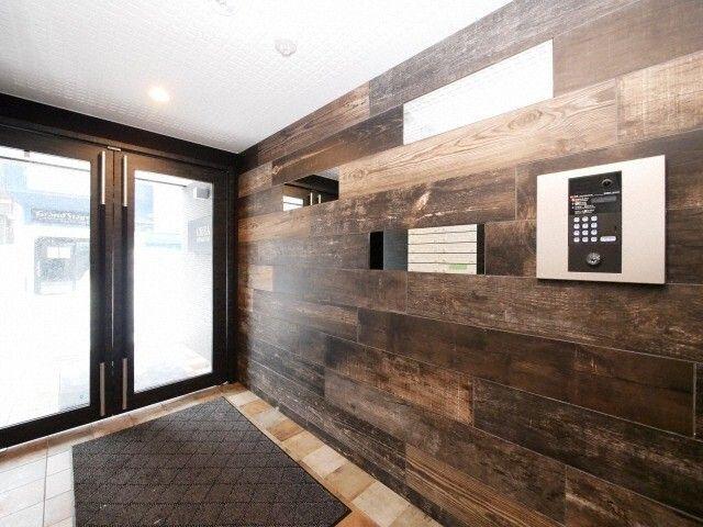 札幌市中央区南五条西マンション エントランス