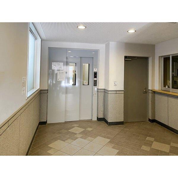 札幌市北区北十条西マンション エントランス