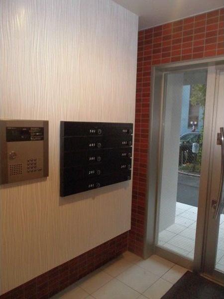 札幌市中央区南五条西マンション エントランス