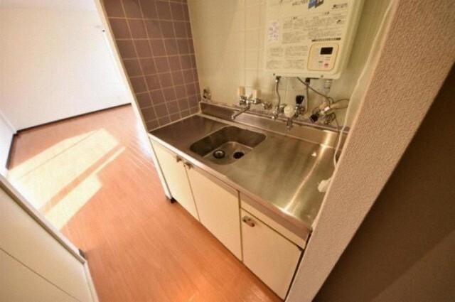 札幌市中央区南七条西マンション キッチン