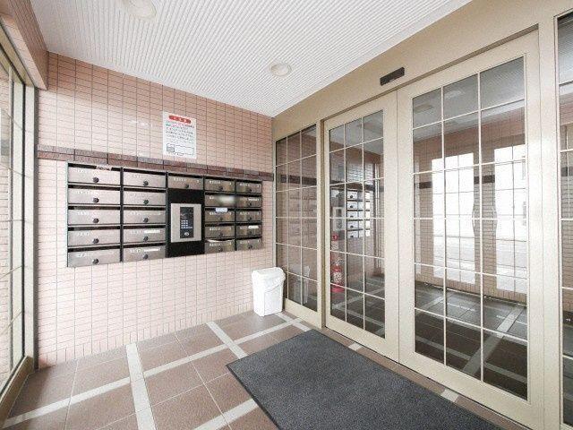 札幌市中央区南二条西マンション エントランス