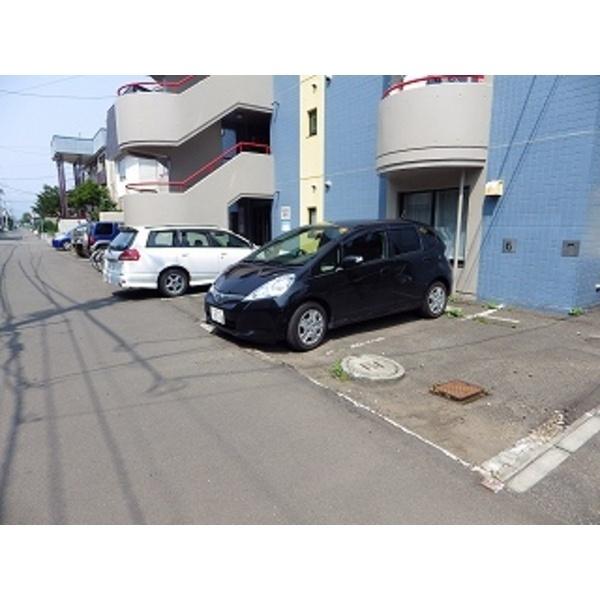 プラザイン元町 駐車場