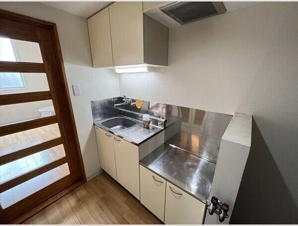 クィーン南5条 部屋画像