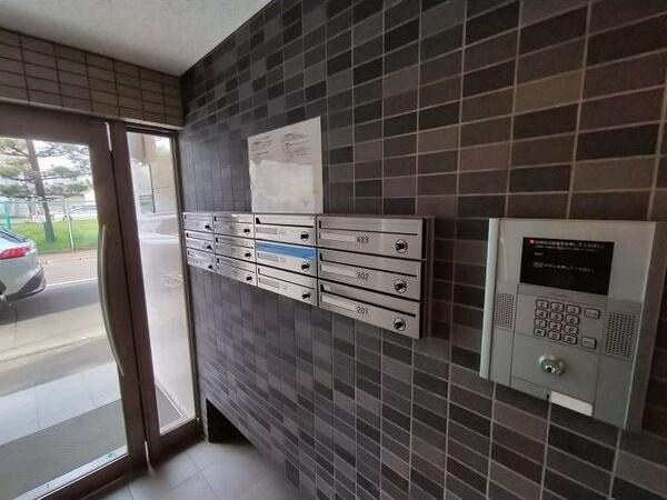 札幌市中央区南六条西マンション ロビー