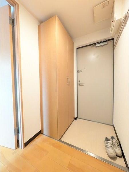 札幌市中央区南六条西マンション 玄関