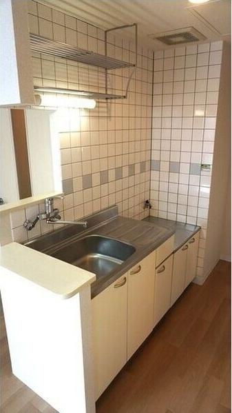 札幌市中央区南八条西マンション キッチン