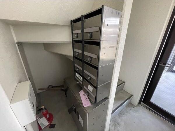 札幌市豊平区中の島一条マンション ロビー