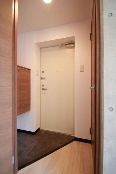 札幌市中央区南十八条西マンション 玄関