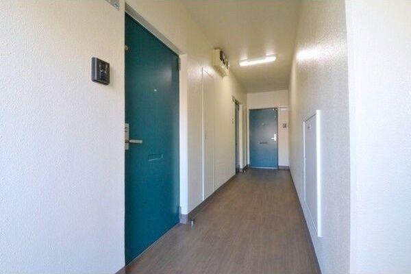札幌市北区新琴似八条マンション ロビー