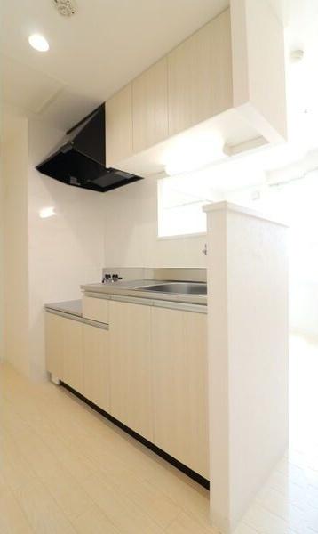 札幌市中央区南十条西マンション キッチン
