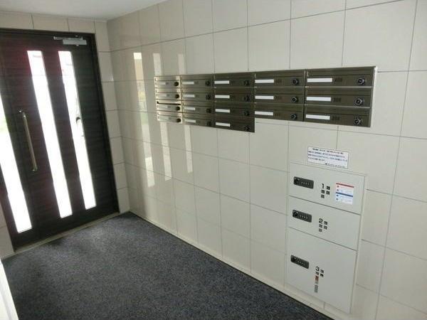 札幌市中央区北三条西マンション エントランス