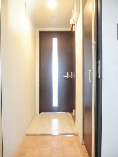 札幌市中央区北三条西マンション 玄関