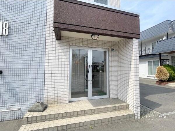 サンパレスN18 エントランス