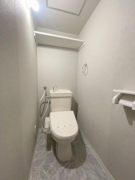 ウィスタリア元町 トイレ